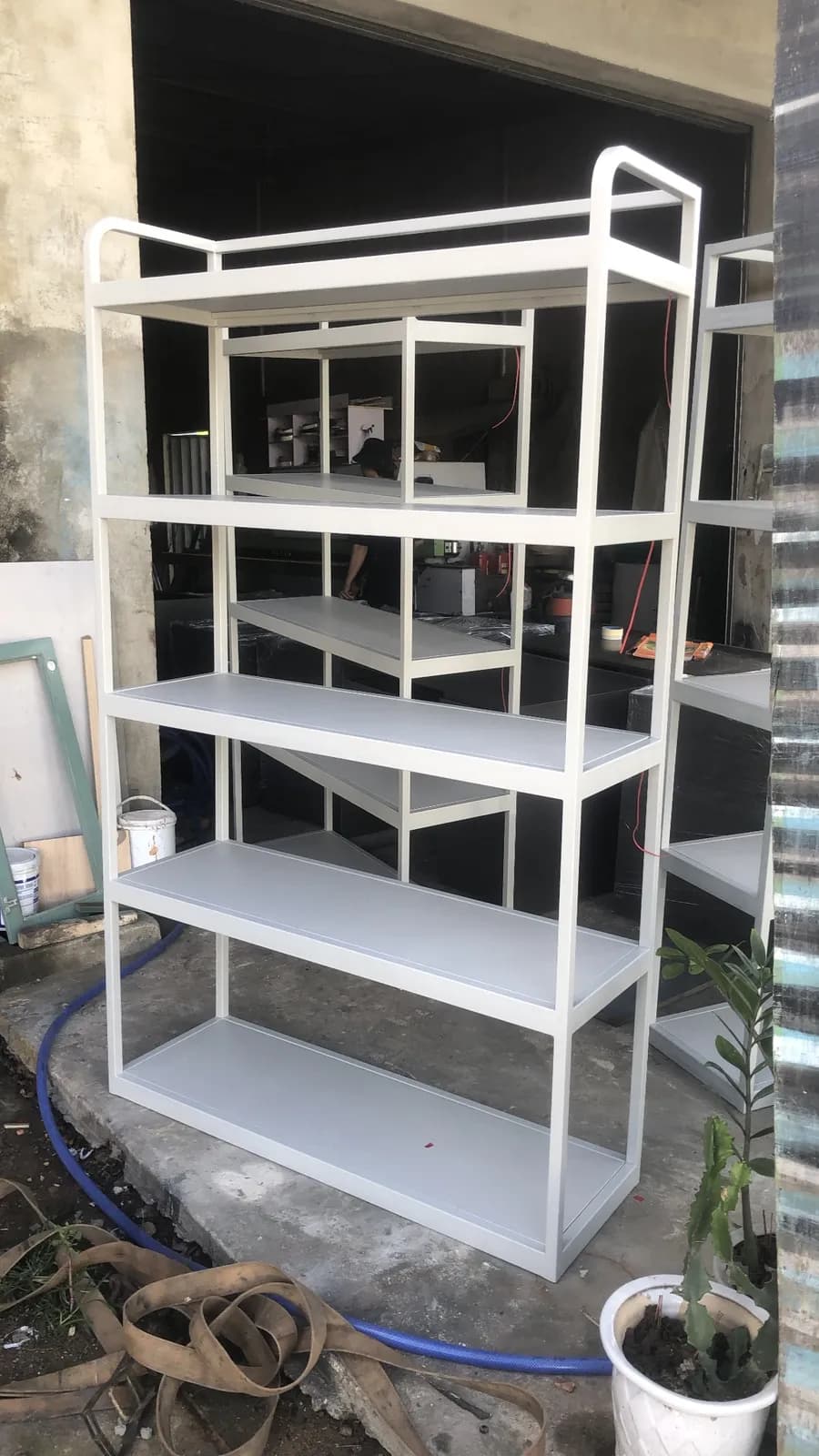 Showroom mỹ phẩm & cửa hàng bán lẻ — 5