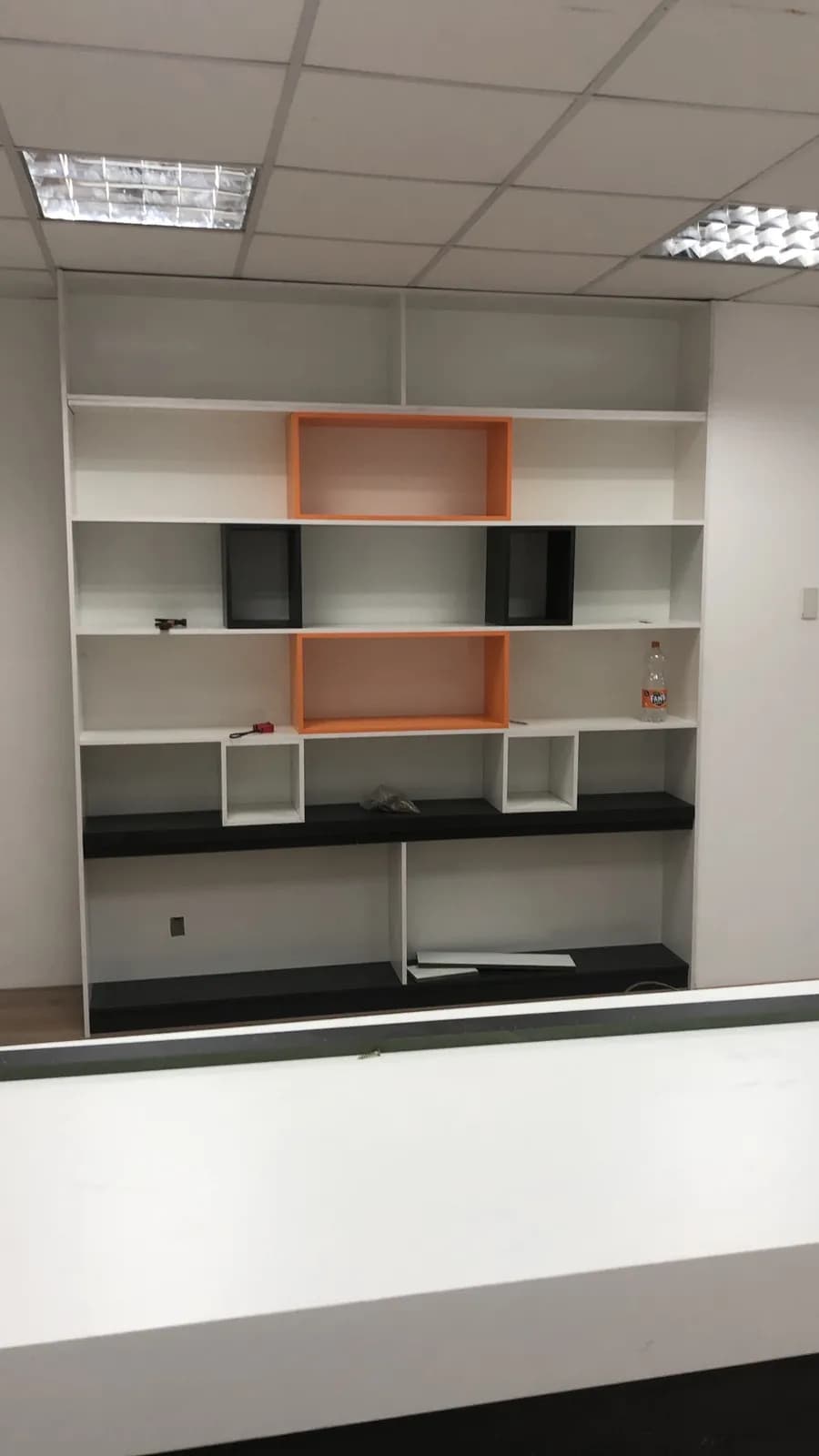 Showroom mỹ phẩm & cửa hàng bán lẻ — 7